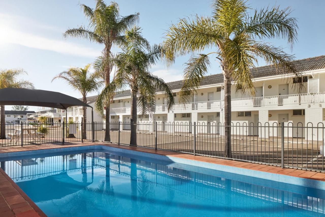 Hotel Ibis Styles Tamworth Extérieur photo