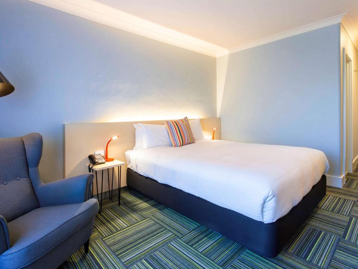 Hotel Ibis Styles Tamworth Extérieur photo